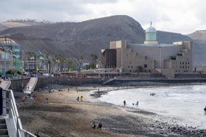 Piso a reformar en Guanarteme – A dos calles de la Playa de Las Canteras. photo 0