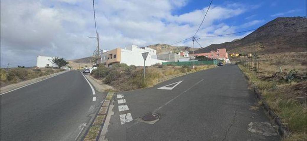 Terreno en venta en El Agazal de 257 m2 photo 0