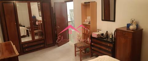 Se vende casa en semicentro de Lucena para entrar photo 0