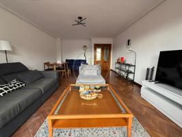 Piso en venta en Tres Cantos de 150 m2 photo 0