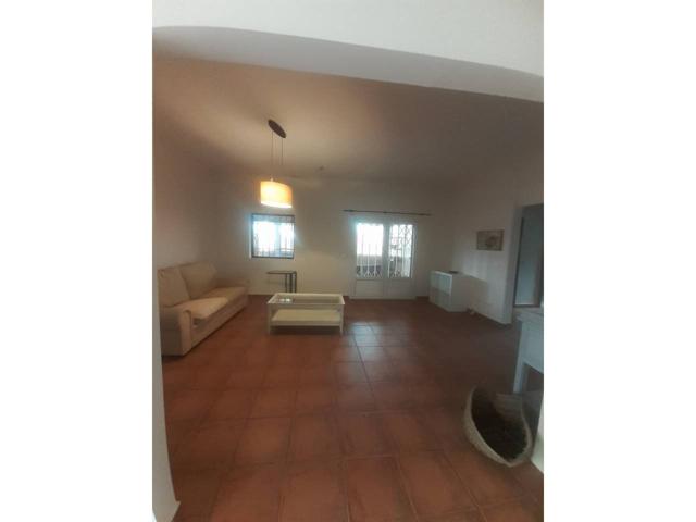 CHALET EN ZONA TRANQUILA JUNTO AL CENTRO DEL PUEBO photo 0