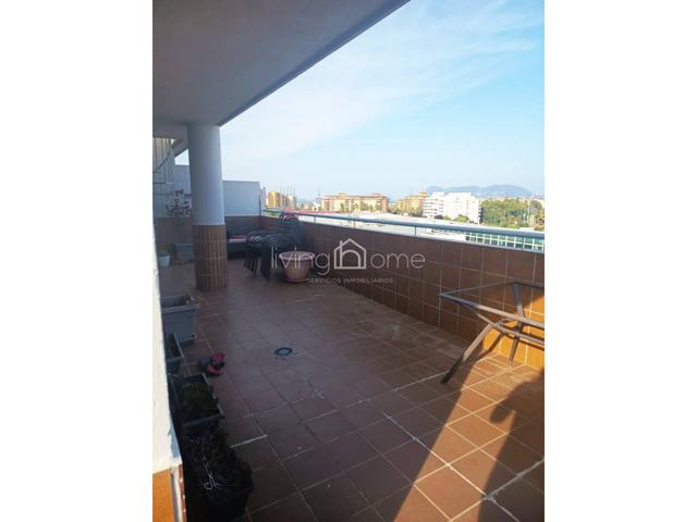 Fantastico Ático en la Urbanización Mirador de la Bahía, encima del centro comercial, con Terraza y Solarium con impresi photo 0