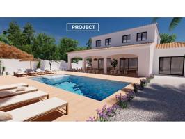 Villa En venta en Moraira photo 0