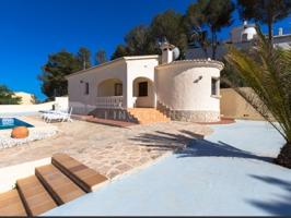 Villa En venta en Calpe - Calp photo 0