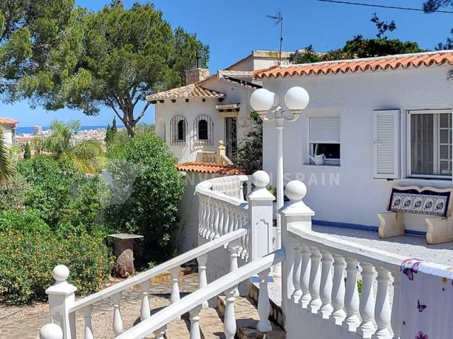 Villa En venta en Dénia photo 0