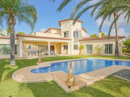 Villa En venta en Benissa photo 0