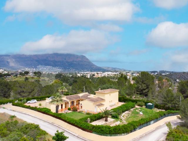 Villa En venta en Gata De Gorgos photo 0