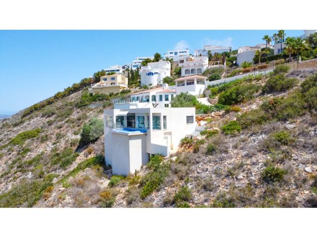Villa En venta en Benitachell - El Poble Nou De Benitatxell photo 0