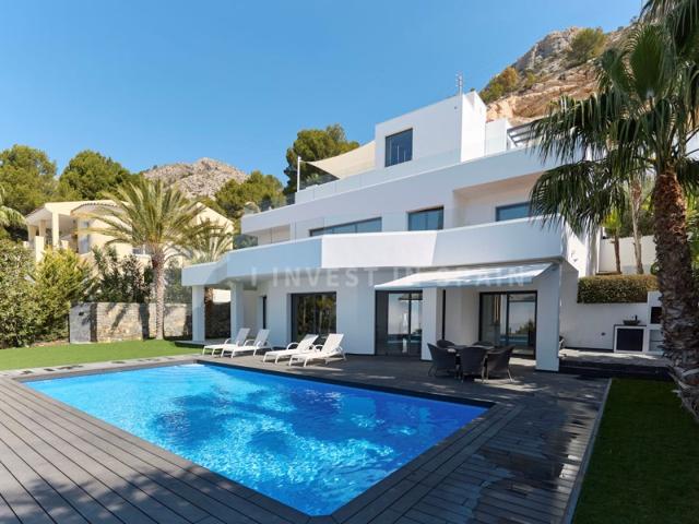 Villa En venta en Altea photo 0