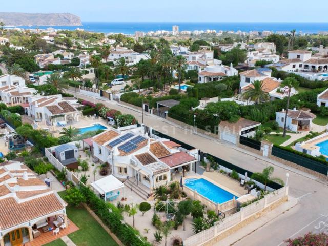 Villa En venta en Jávea - Xàbia photo 0
