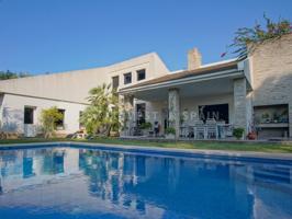 Villa En venta en Dénia photo 0