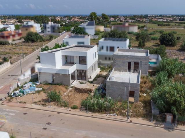 Villa En venta en Els Poblets photo 0