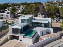 Villa En venta en Moraira photo 0