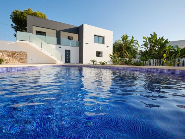 Villa En venta en Calpe - Calp photo 0