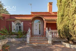🏡 Chalet independiente en parcela esquinera de 2.004 m² en La Pobla de Vallbona photo 0