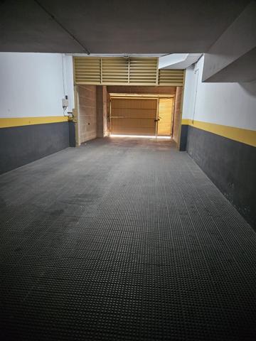 Parking En venta en Eroski, Cáceres photo 0