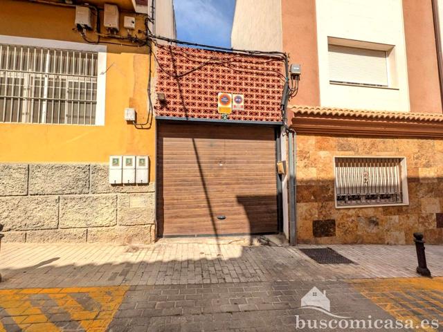 Venta de garaje cerrado photo 0