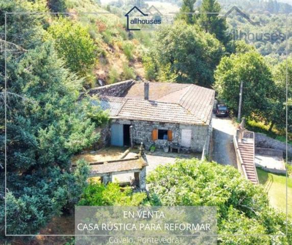 Vive la Autenticidad de Galicia en esta Casa Rústica en Covelo a Reformar photo 0