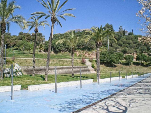 Solar ideal para la construcción de 6 viviendas cerca del centro photo 0