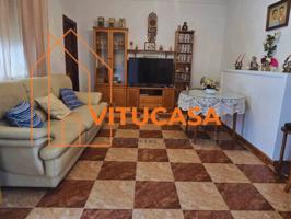 Villa En venta en Dos Hermanas photo 0