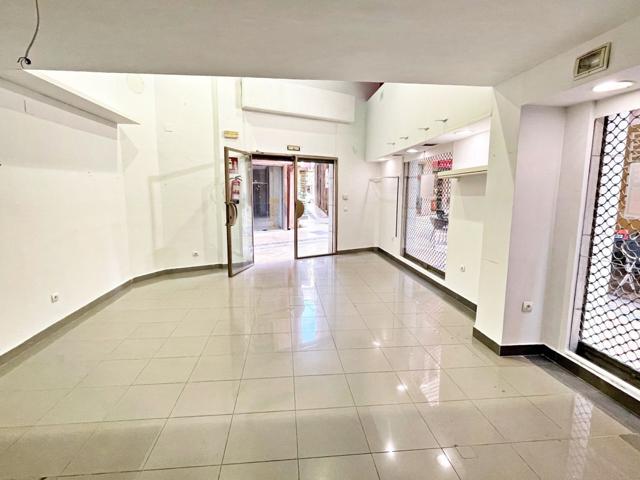 Oficina En venta en Centre, Tortosa photo 0
