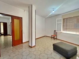 Piso En venta en Centre, Tortosa photo 0