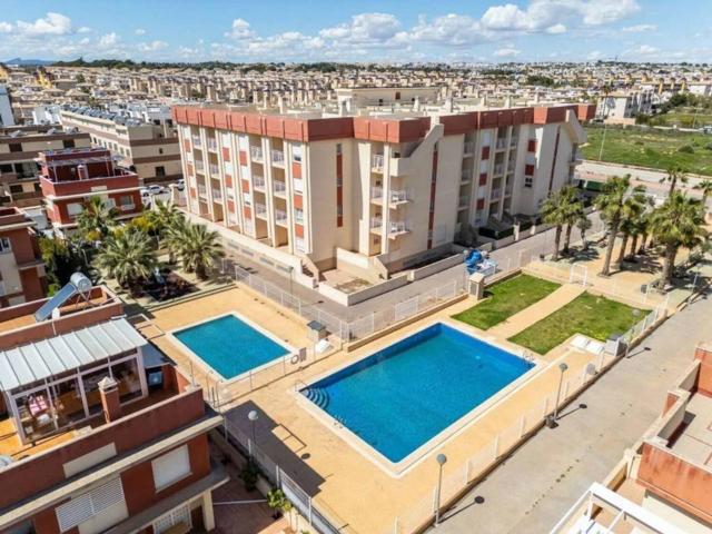 Apartamentos llave en mano con una fantástica zona comunitaria, 2 piscinas, plaza de garaje opcional, cerca del golf y d photo 0