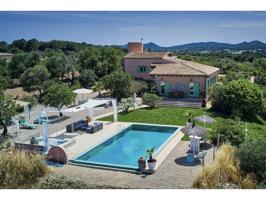 Villa con piscina y licencia photo 0