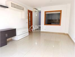 IMPECABLE PISO DEL 2008 - 2 HABITACIONES DOBLES photo 0