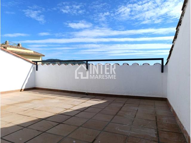 GRAN DÚPLEX DEL 2006 CON TERRAZA photo 0