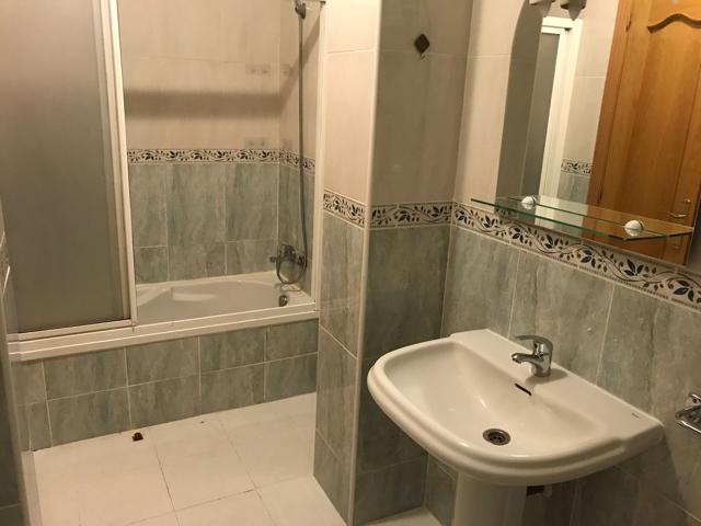 Piso En venta en Calle Barrio Nuevo 17, 45593, Bargas, Toledo photo 0