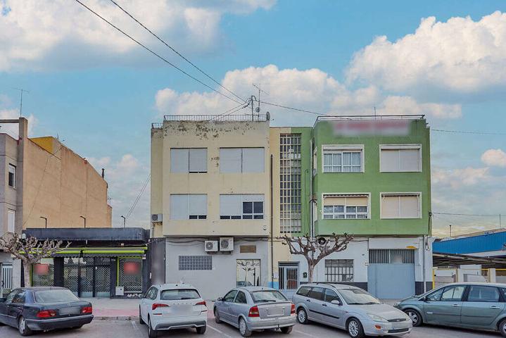 🏠 Piso en venta de 3 dormitorios en Villena (Alicante) – Espacio, ubicación y servicios a tu alcance photo 0