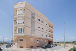 🏠 Piso amplio con trastero en el centro de Albatera photo 0