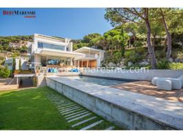 Espectacular, completamente amueblada y equipada 100%. Cabrils photo 0