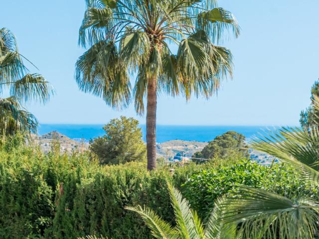 Villa En venta en Busot photo 0