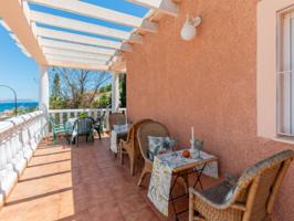 Villa En venta en El Campello photo 0