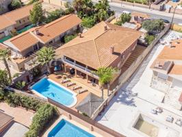 Villa En venta en Busot photo 0