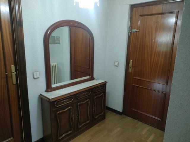Piso en venta en Centro Ciudad(24008) photo 0