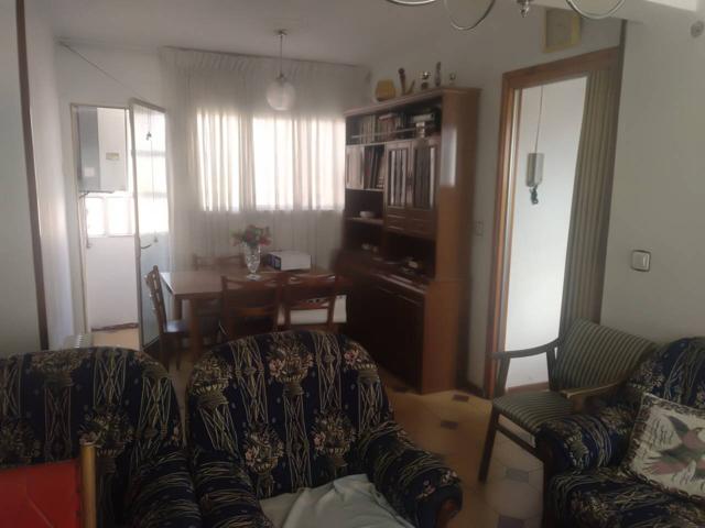 Piso en venta en La Robla photo 0