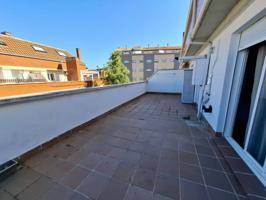 **Ático Dúplex en Zona Las Vegas, con 30 m² de Terraza, 4 habitaciones ( 1 en planta baja), 3 Baños Garaje y Trastero** photo 0