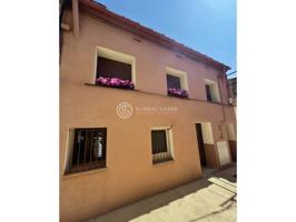 Casa con encanto frente a la iglesia de Sant Miquel de Fluvià – CON LICENCIA TURÍSTICA. photo 0