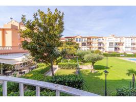 🌊 Apartamento con licencia turística, piscina y parking en el corazón de Empuriabrava photo 0