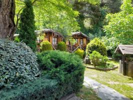 Edificio en venta en Cercedilla photo 0