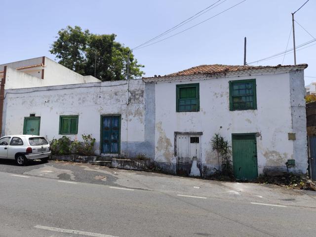 ¡Oportunidad en La Matanza! Casa con terreno y vistas al mar y al Teide photo 0