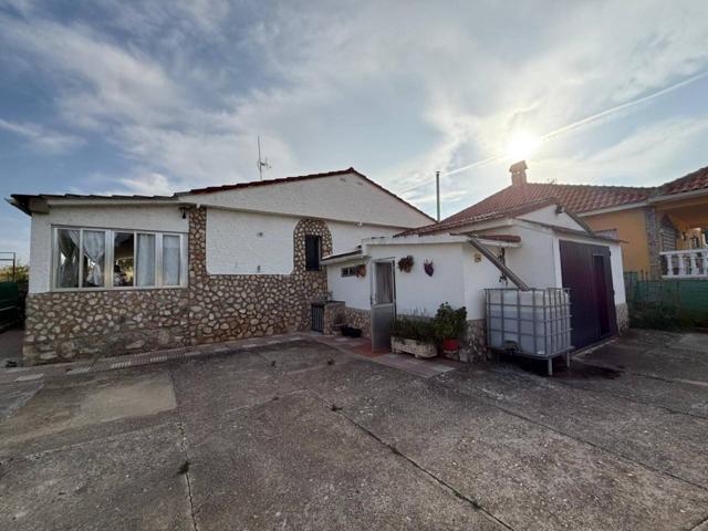 Encantadora casa independiente en venta en Las Matillas, Pioz - Ideal para disfrutar de la naturaleza photo 0