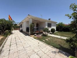 A la venta maravilloso chalet adosado en Loranca de Tajuña photo 0