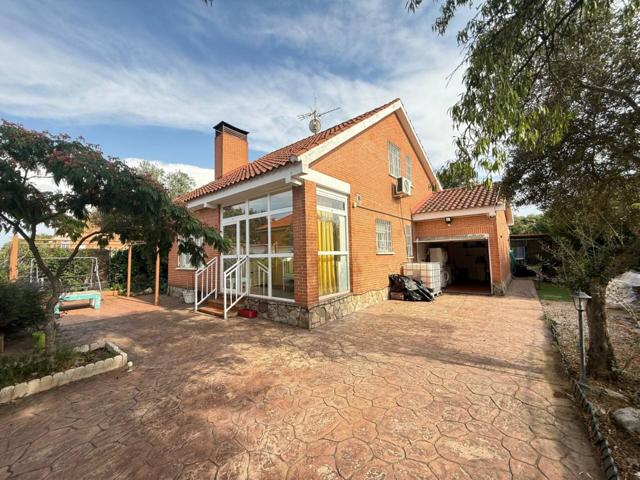 Espectacular Chalet en venta en Pioz photo 0