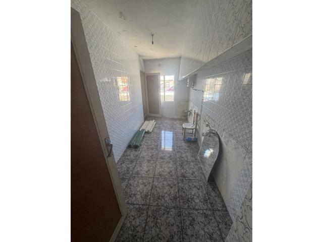 Venta de casa junto Avda. Antonio Huertas photo 0