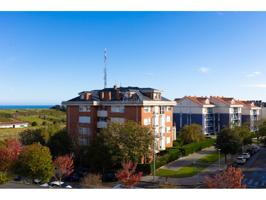 Piso en Cueto photo 0