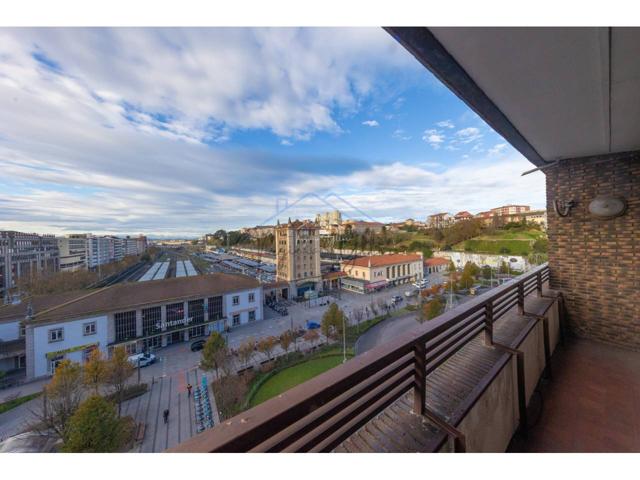 Piso en venta en Castilla-Hermida(39002) photo 0